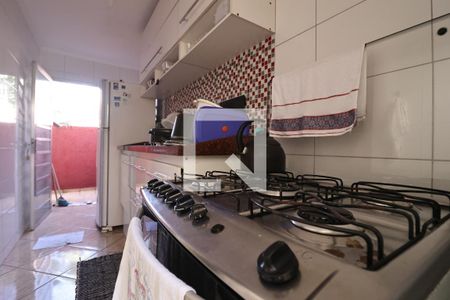 Cozinha  de casa para alugar com 3 quartos, 178m² em Parque São Domingos, São Paulo