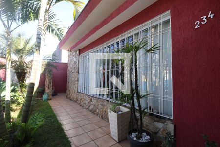 Área Externa de casa para alugar com 3 quartos, 178m² em Parque São Domingos, São Paulo