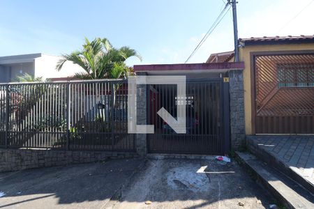 Fachada de casa para alugar com 3 quartos, 178m² em Parque São Domingos, São Paulo