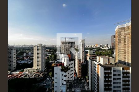 Vista de apartamento à venda com 1 quarto, 36m² em Moema, São Paulo