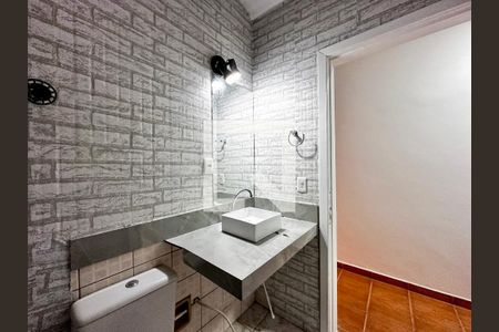 Casa à venda com 120m², 2 quartos e 1 vagaBanheiro Social