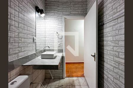 Casa à venda com 120m², 2 quartos e 1 vagaBanheiro Social