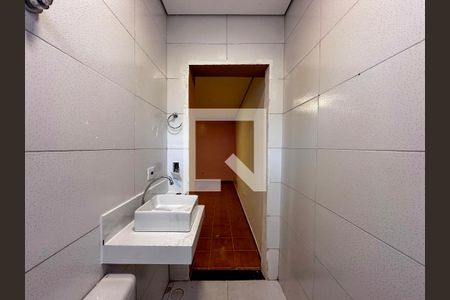 Casa à venda com 120m², 2 quartos e 1 vagaBanheiro Suíte