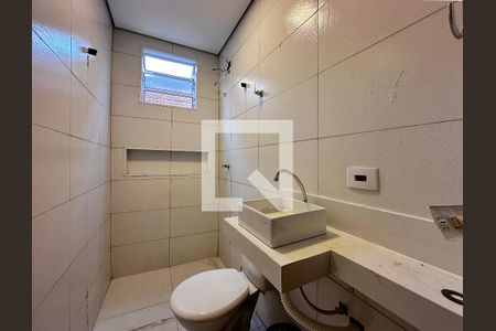 Casa à venda com 120m², 2 quartos e 1 vagaBanheiro Suíte