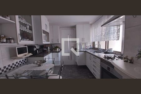 Apartamento à venda com 3 quartos, 160m² em Vila Madalena, São Paulo