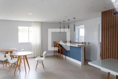 Apartamento para alugar com 40m², 2 quartos e 1 vagaÁrea comum - Salão de festas