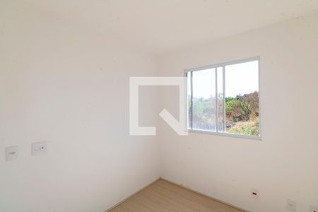 Quarto 2 de apartamento para alugar com 2 quartos, 40m² em Campo Grande, Rio de Janeiro