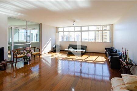 Sala de apartamento para alugar com 5 quartos, 350m² em Serra, Belo Horizonte