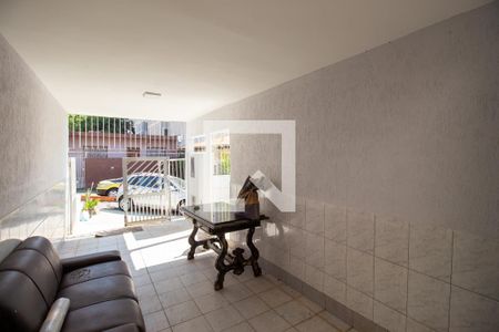 Casa à venda com 60m², 2 quartos e 2 vagasQuintal / Garagem