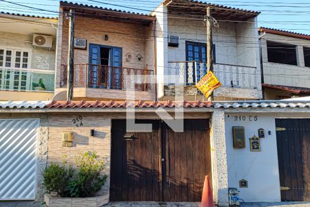 Casa à venda com 100m², 2 quartos e 1 vagafachada