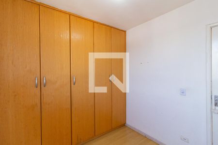 Quarto 1 de apartamento para alugar com 2 quartos, 54m² em Santa Maria, Osasco