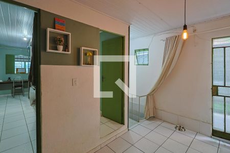 Sala de casa à venda com 8 quartos, 358m² em Concórdia, Belo Horizonte