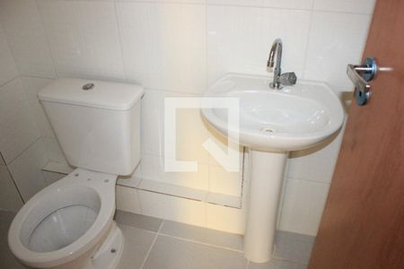 Banheiro de apartamento à venda com 1 quarto, 44m² em Vila Galvão, Guarulhos