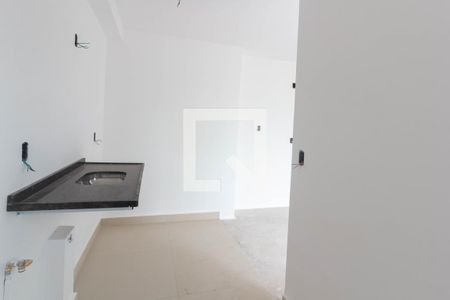 Cozinha  de apartamento à venda com 2 quartos, 43m² em Jardim Aida, Guarulhos
