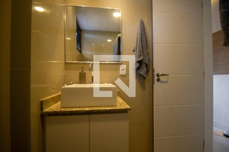 Apartamento à venda com 75m², 3 quartos e 2 vagasBanheiro da Suíte 1