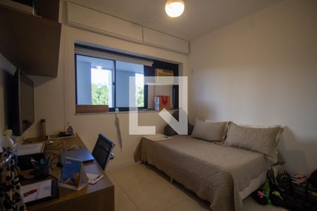 Apartamento à venda com 75m², 3 quartos e 2 vagasQuarto