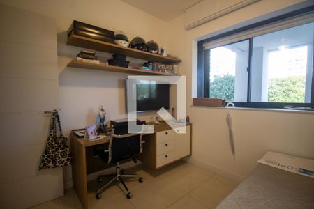 Apartamento à venda com 75m², 3 quartos e 2 vagasQuarto
