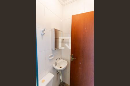 Banheiro de kitnet/studio para alugar com 1 quarto, 20m² em Vila Sao Pedro, Santo André