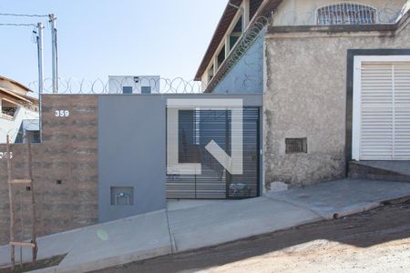Casa à venda com 210m², 3 quartos e 4 vagasFachada