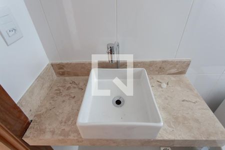 Casa à venda com 210m², 3 quartos e 4 vagasBanheiro Social