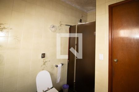 Apartamento à venda com 360m², 6 quartos e 4 vagasBanheiro da Suíte 2