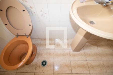 Apartamento à venda com 360m², 6 quartos e 4 vagasBanheiro 1 da Área de serviço