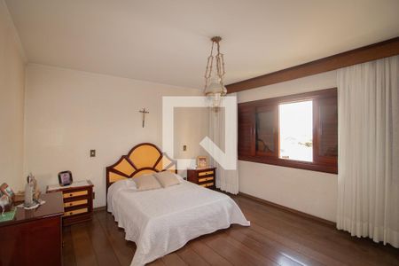 Apartamento à venda com 360m², 6 quartos e 4 vagasQuarto 2