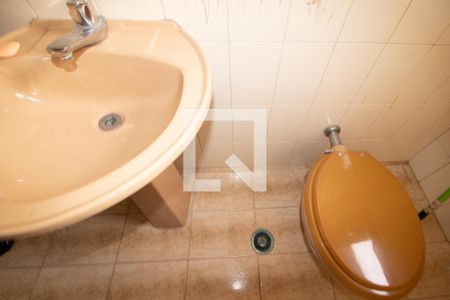 Apartamento à venda com 360m², 6 quartos e 4 vagasBanheiro 2 da Área de Serviço