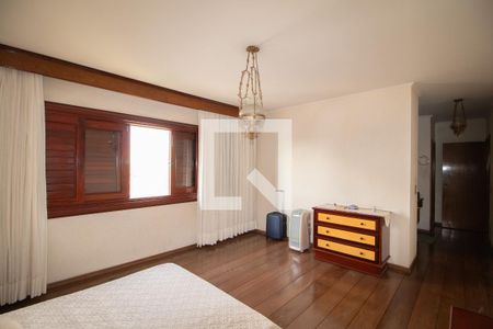 Apartamento à venda com 360m², 6 quartos e 4 vagasQuarto 2