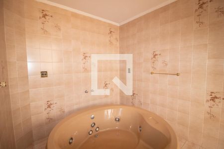 Apartamento à venda com 360m², 6 quartos e 4 vagasBanheiro da Suite 1