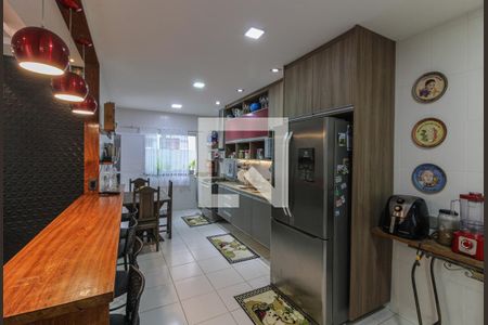 Casa de condomínio à venda com 265m², 4 quartos e 4 vagasCozinha