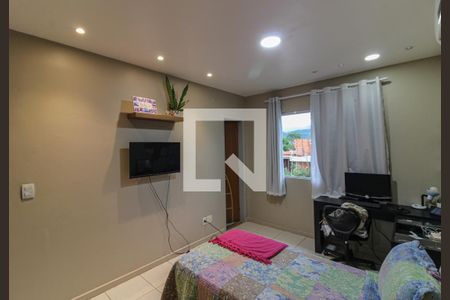 Casa de condomínio à venda com 265m², 4 quartos e 4 vagasSuíte 2