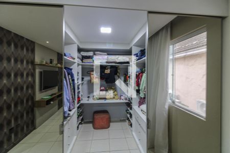 Casa de condomínio à venda com 265m², 4 quartos e 4 vagasSuíte 1 Master - Closet