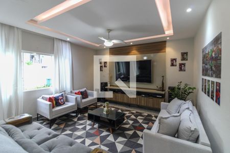 Sala de casa de condomínio à venda com 4 quartos, 265m² em Vargem Pequena, Rio de Janeiro