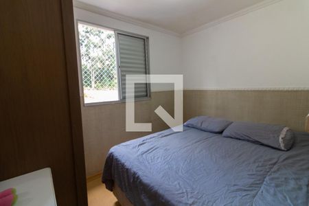 Quarto de apartamento para alugar com 3 quartos, 55m² em Cidade dos Bandeirantes, São Paulo