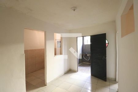 Sala de casa para alugar com 2 quartos, 42m² em Rocha, São Gonçalo