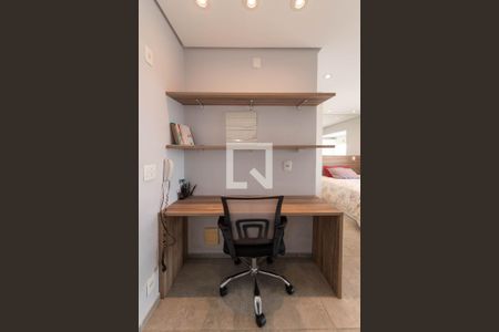 Apartamento para alugar com 33m², 1 quarto e 1 vaga Apartamento para alugar com 33m², 1 quarto e 1 vagaSala - Home Office