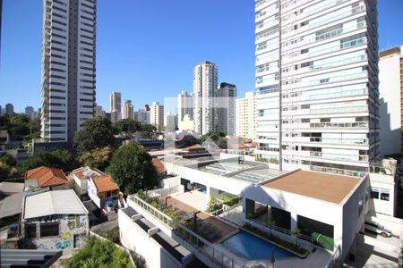 Varanda de kitnet/studio para alugar com 1 quarto, 29m² em Pinheiros, São Paulo