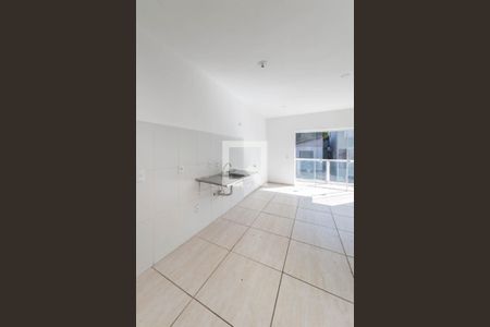 Cozinha de kitnet/studio para alugar com 1 quarto, 26m² em Vila Mira, São Paulo