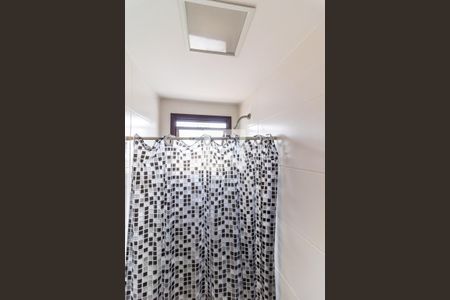 Apartamento à venda com 160m², 4 quartos e 2 vagas Apartamento à venda com 160m², 4 quartos e 2 vagasBanheiro de Serviço