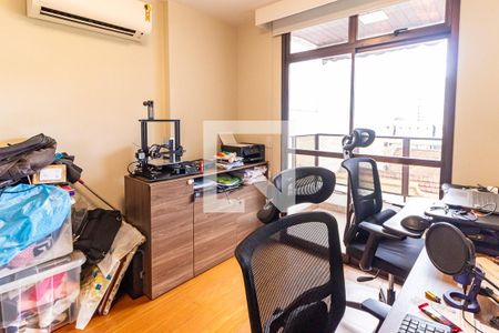 Apartamento à venda com 160m², 4 quartos e 2 vagas Apartamento à venda com 160m², 4 quartos e 2 vagasQuarto 2