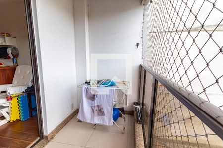 Apartamento à venda com 160m², 4 quartos e 2 vagas Apartamento à venda com 160m², 4 quartos e 2 vagasVaranda Suíte 2