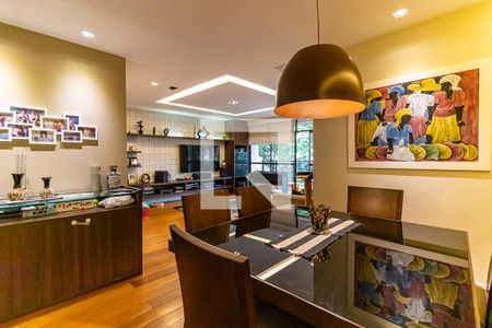 Apartamento à venda com 160m², 4 quartos e 2 vagas Apartamento à venda com 160m², 4 quartos e 2 vagasSala