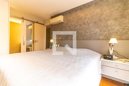 Apartamento à venda com 160m², 4 quartos e 2 vagas Apartamento à venda com 160m², 4 quartos e 2 vagasSuíte