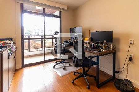 Apartamento à venda com 160m², 4 quartos e 2 vagas Apartamento à venda com 160m², 4 quartos e 2 vagasQuarto 2