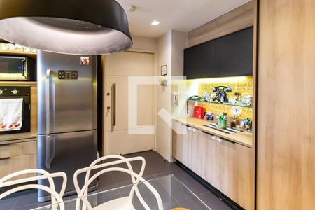 Apartamento à venda com 160m², 4 quartos e 2 vagas Apartamento à venda com 160m², 4 quartos e 2 vagasCozinha