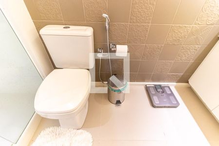 Apartamento à venda com 160m², 4 quartos e 2 vagas Apartamento à venda com 160m², 4 quartos e 2 vagasBanheiro Suíte