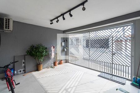 Casa à venda com 158m², 3 quartos e 2 vagasGaragem