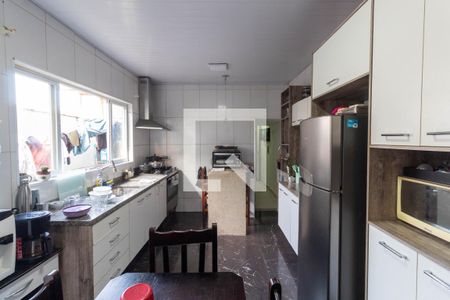 Casa à venda com 158m², 3 quartos e 2 vagasCozinha