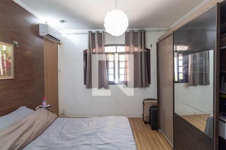 Casa à venda com 158m², 3 quartos e 2 vagasQuarto 2